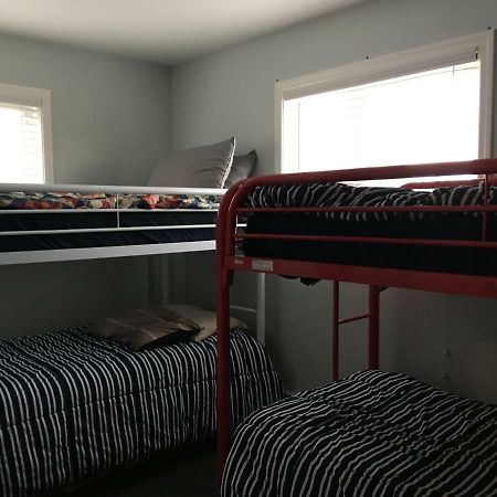 Arctic Adventure Hostel Анкъридж Екстериор снимка
